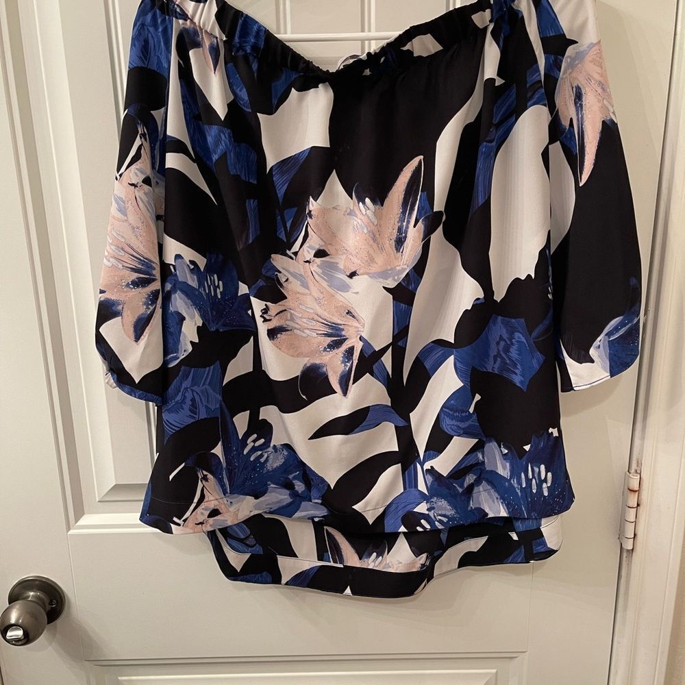 1.STATE Floral Off-Shoulder Blouse Large Blue White Pink Sleeve Knot Work Top - Picture 3 of 9